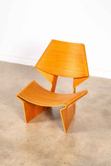 Bow Chair