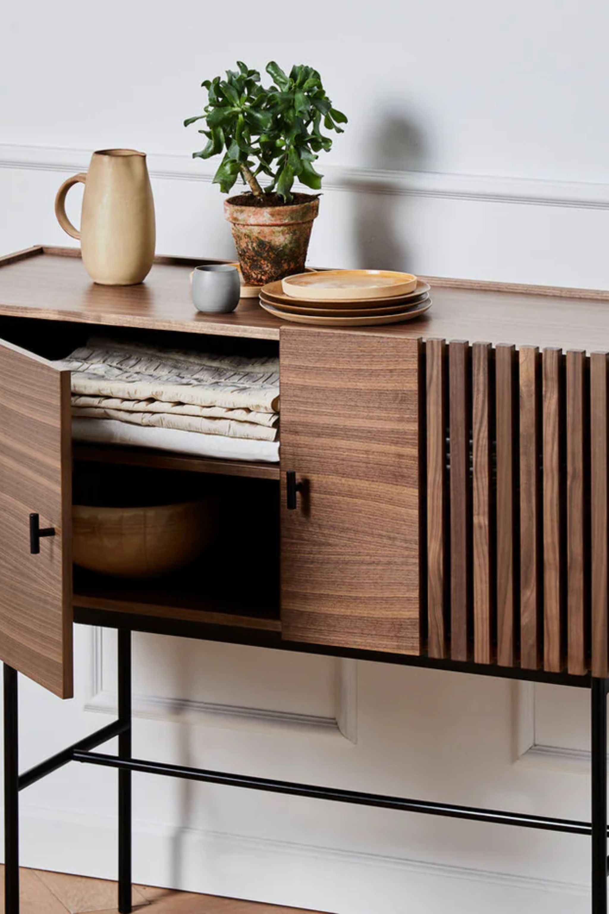 ARRAY Sideboard