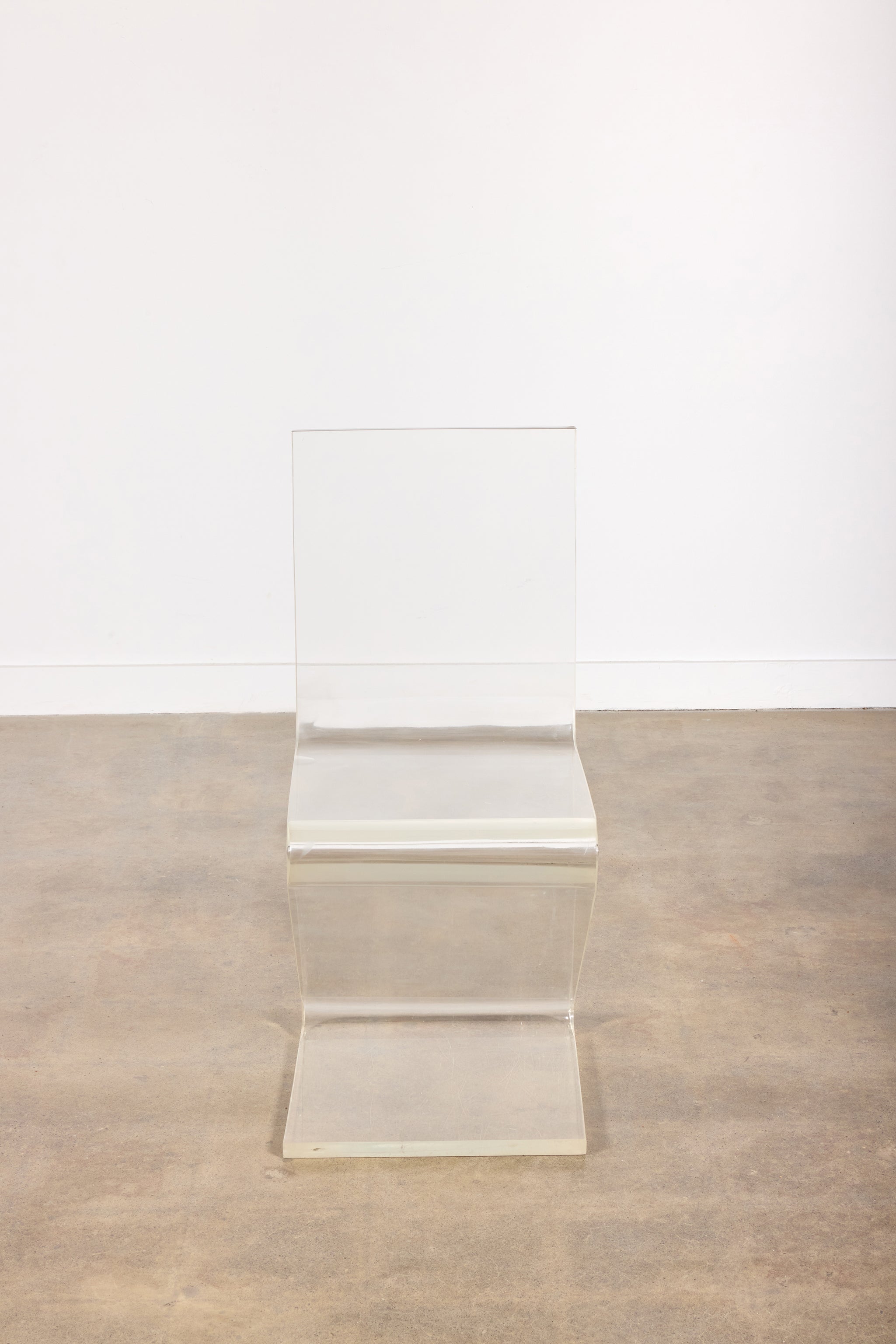 Acrylic Zig Zag Chair