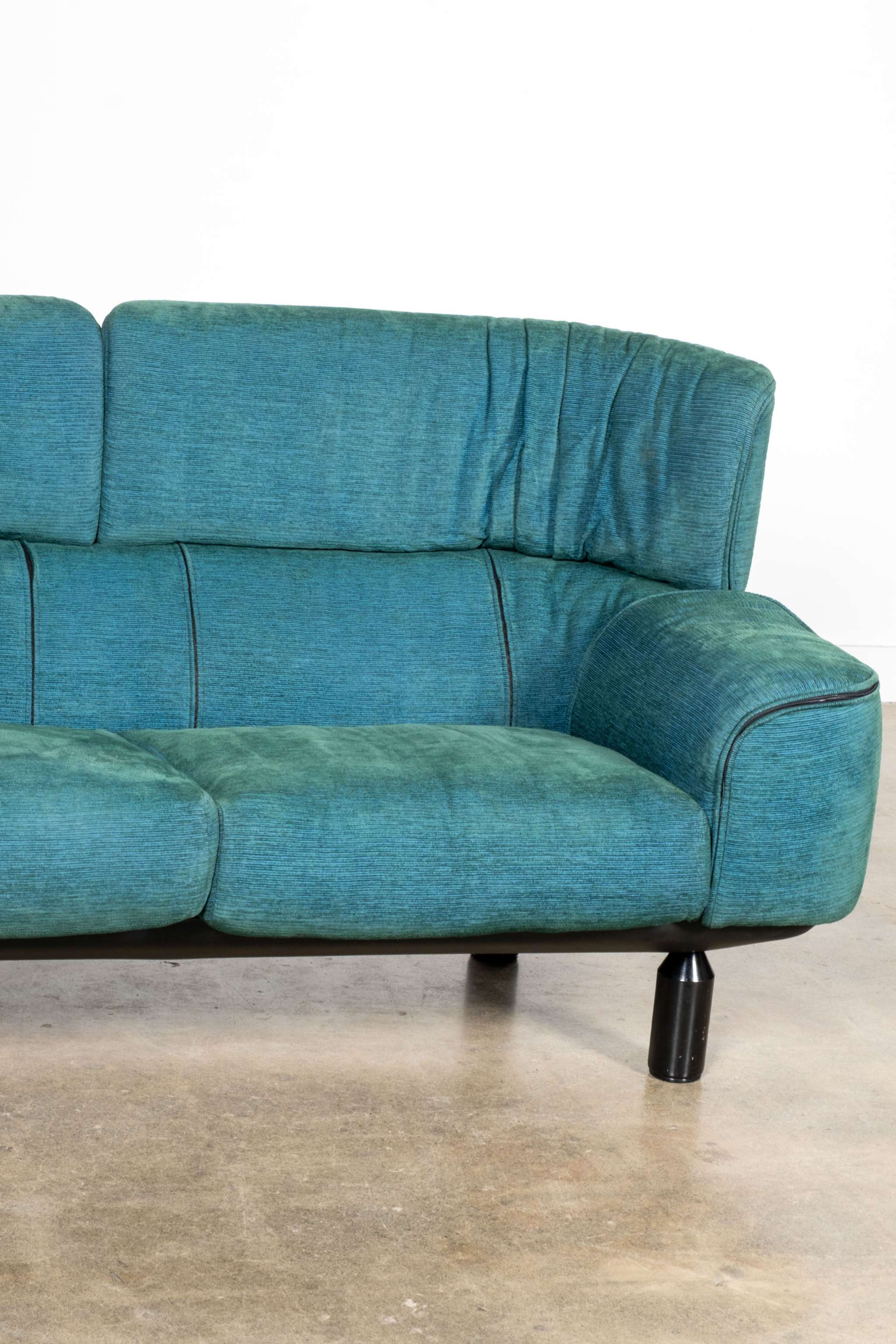 2-Seater Bull Sofa