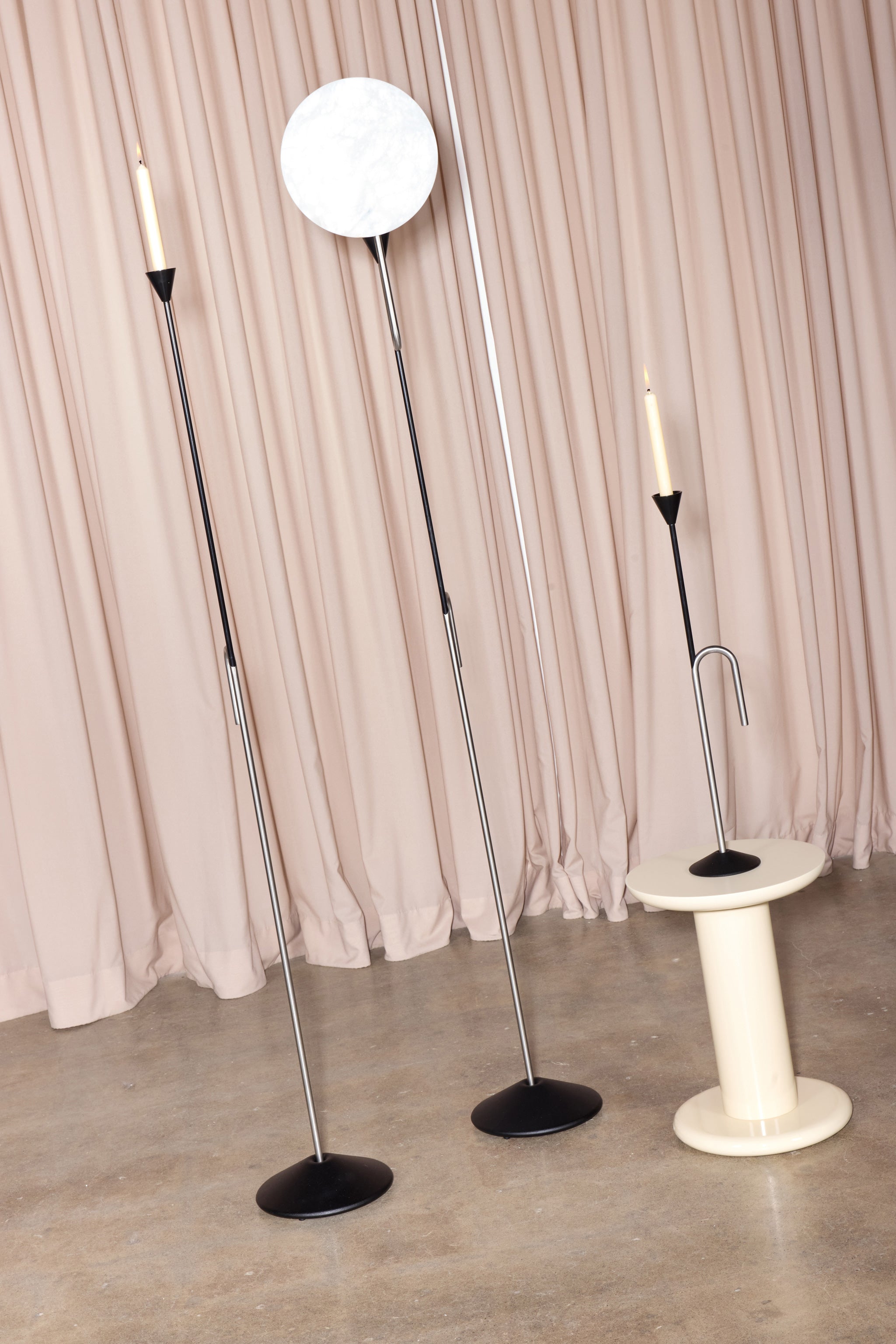Baton Candleholder with Diffuser in Alabaster