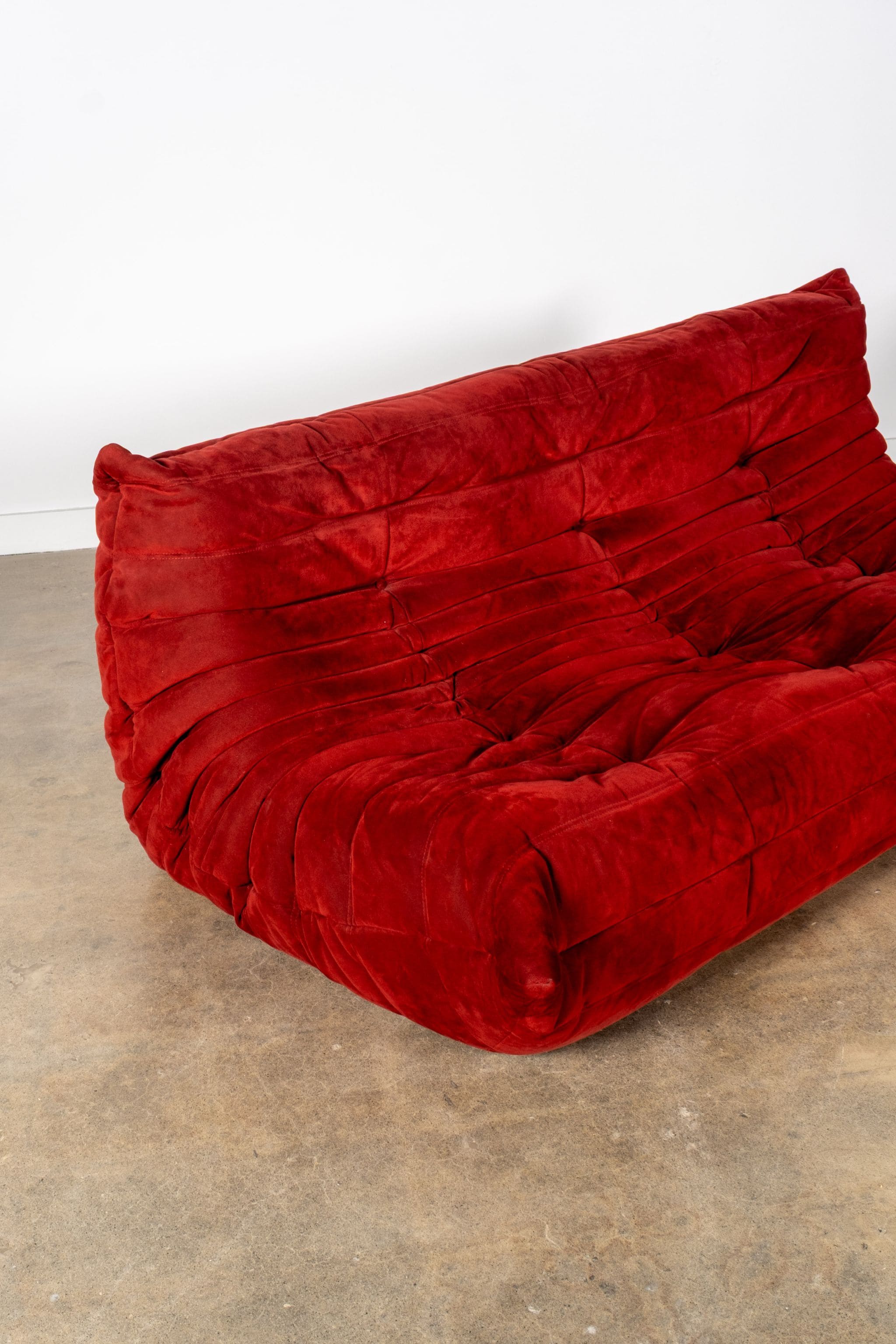 3-Seater TOGO, Original Burgundy Fabric