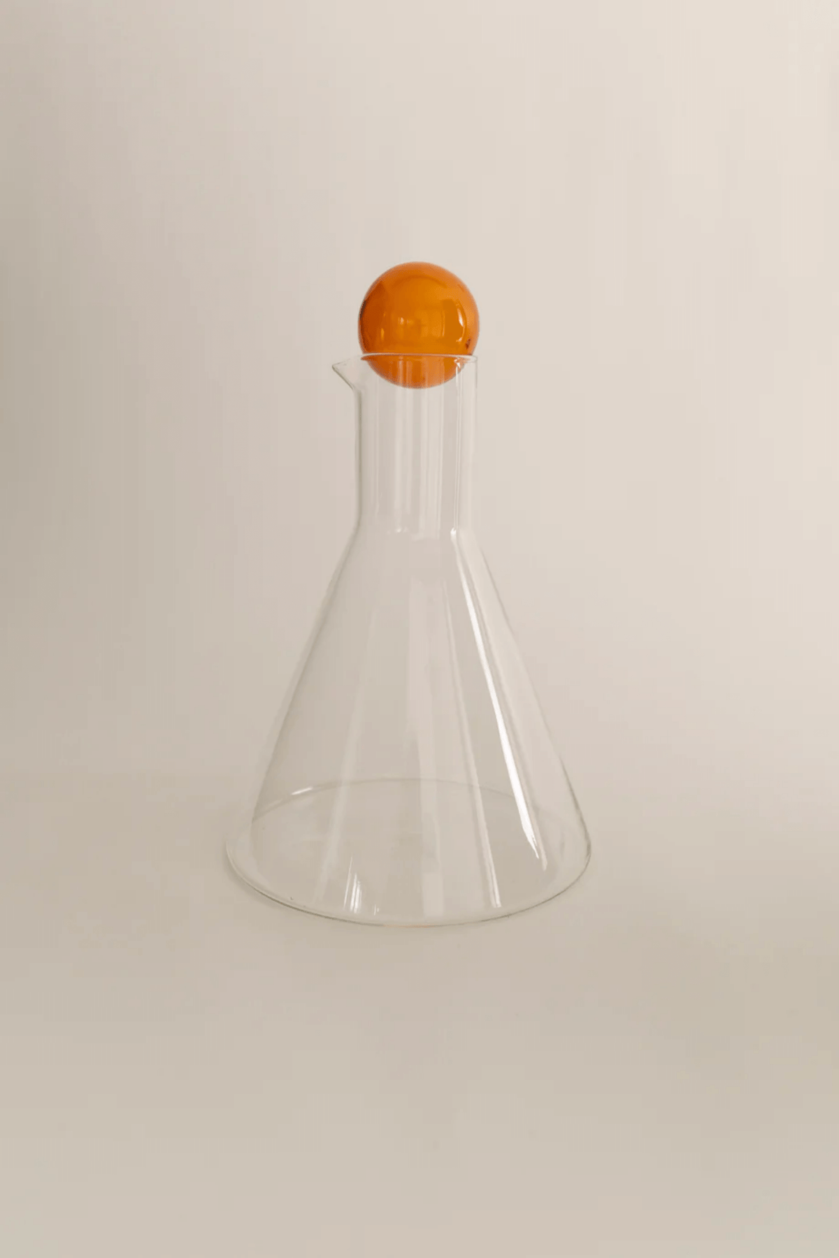 Bilboquet Carafe - Clear w/ Amber