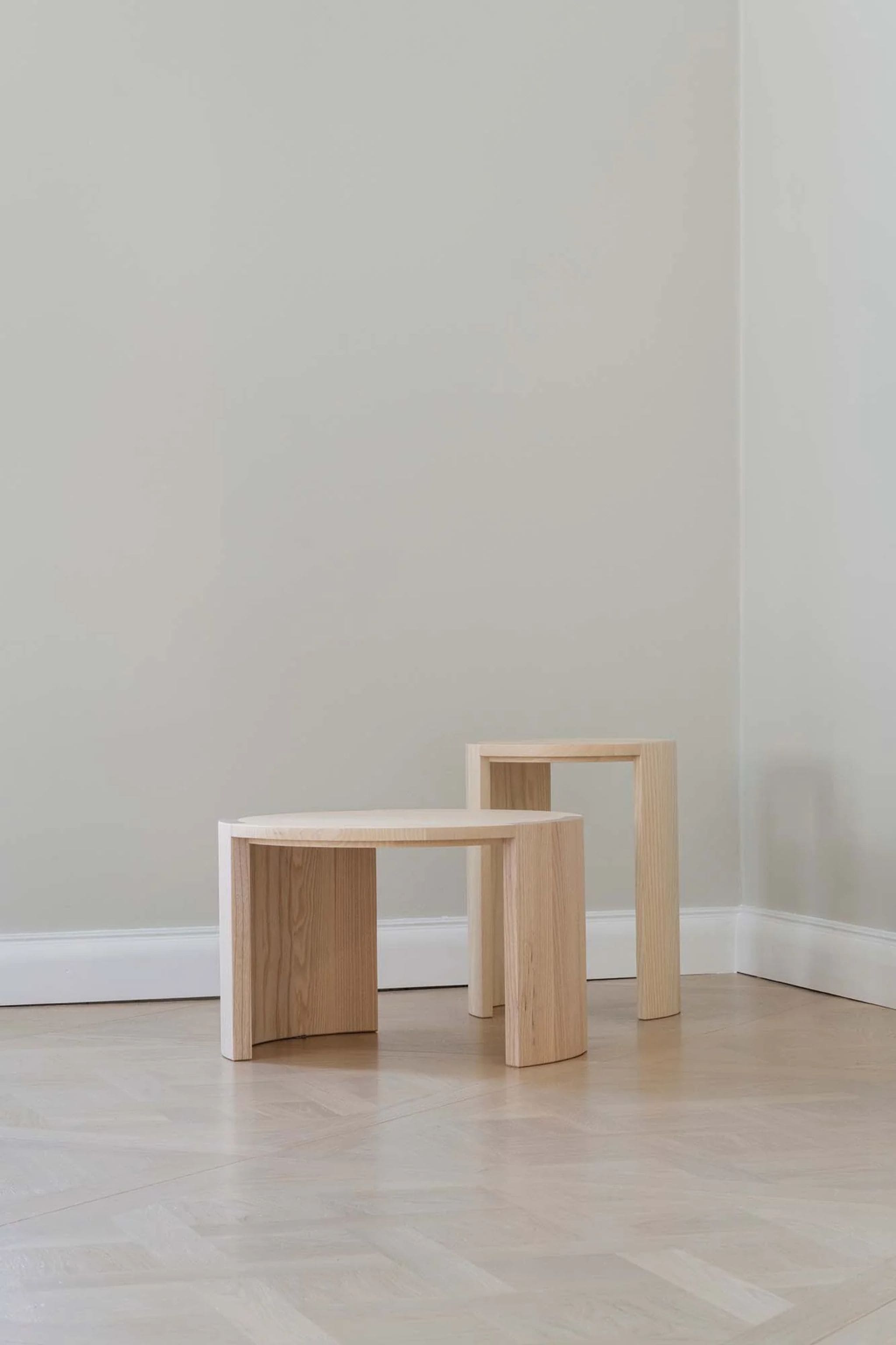AIRISTO Stool/Side Table