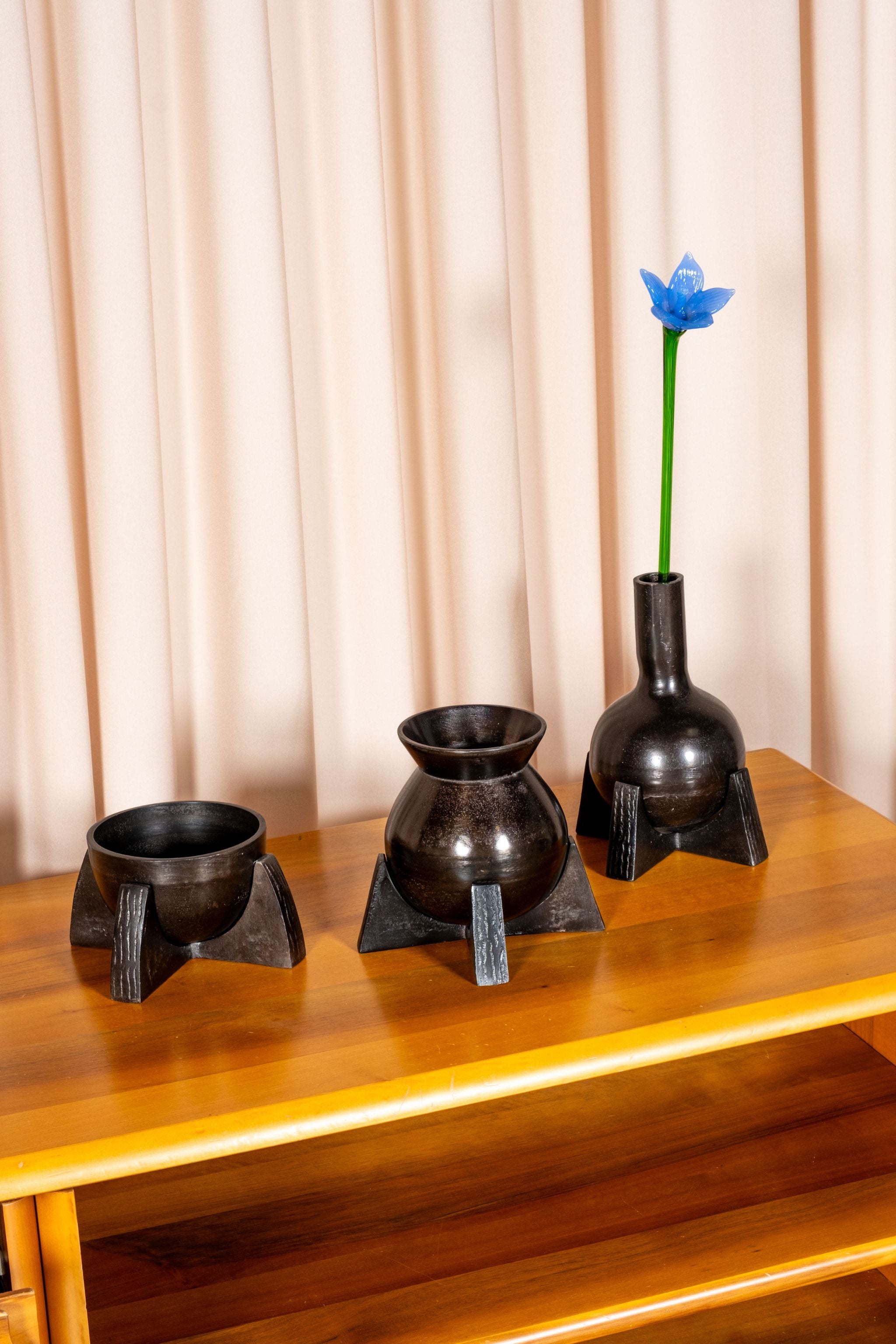 Aged Bronze Beton Vase Set