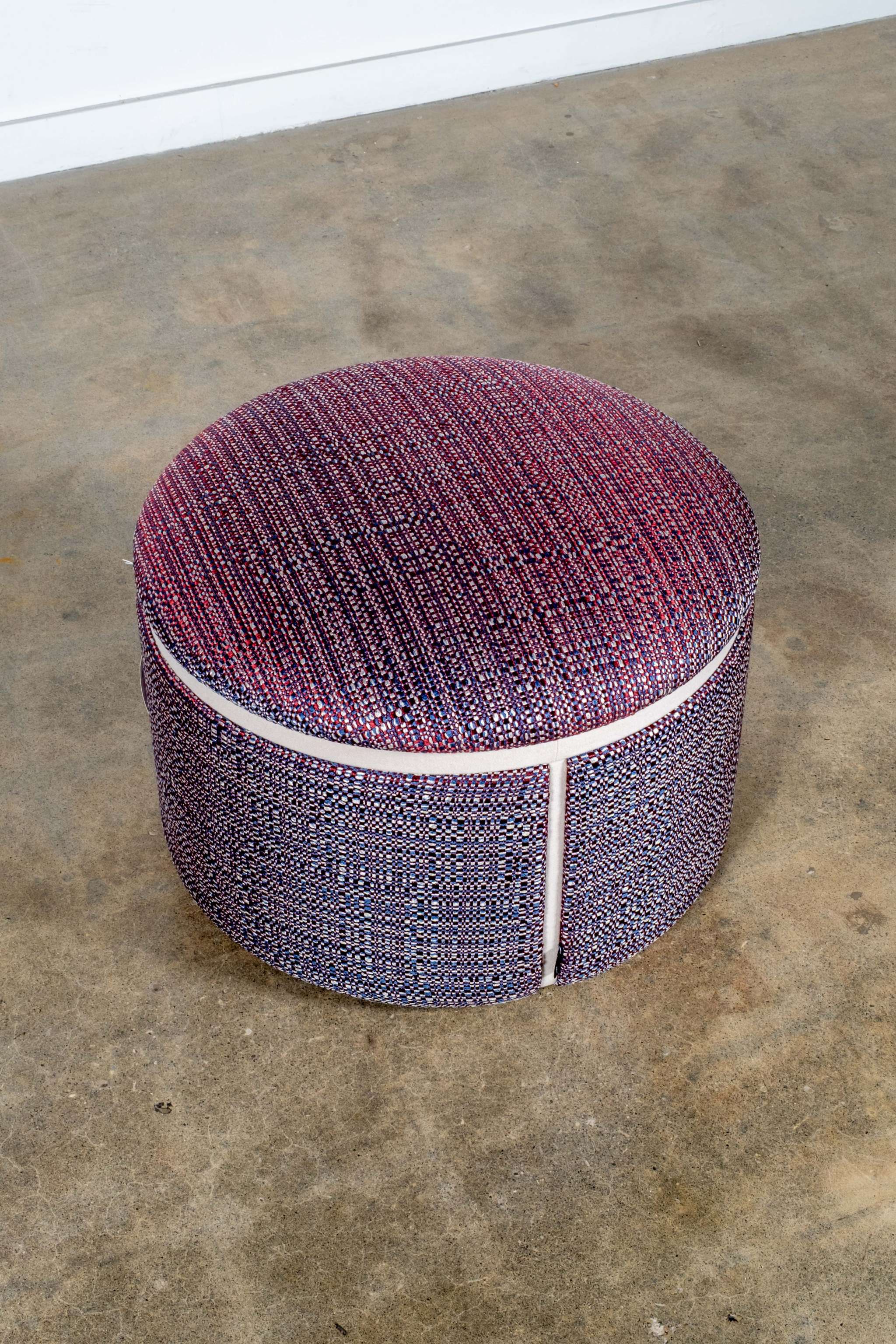 Amazone Pouf, Large