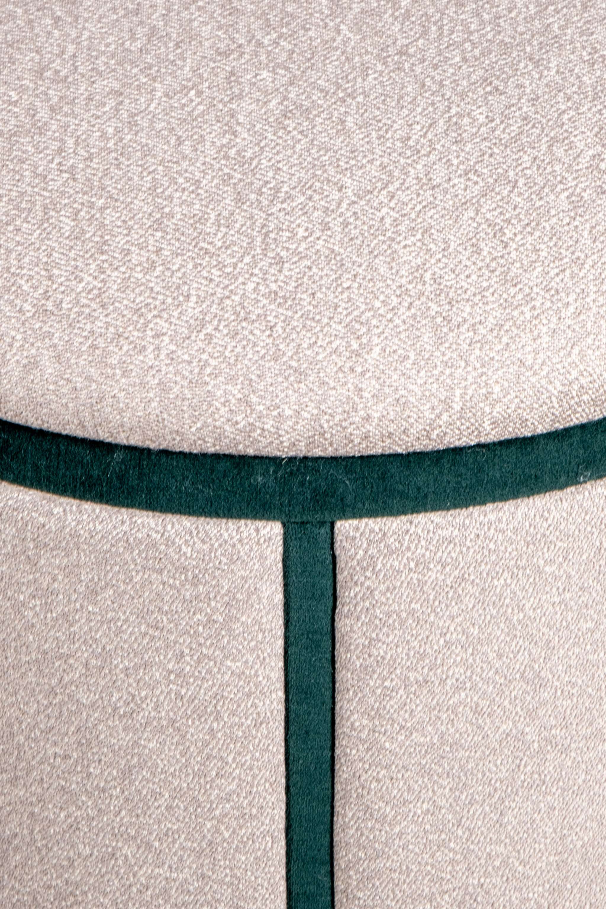 Amazone Pouf, Small