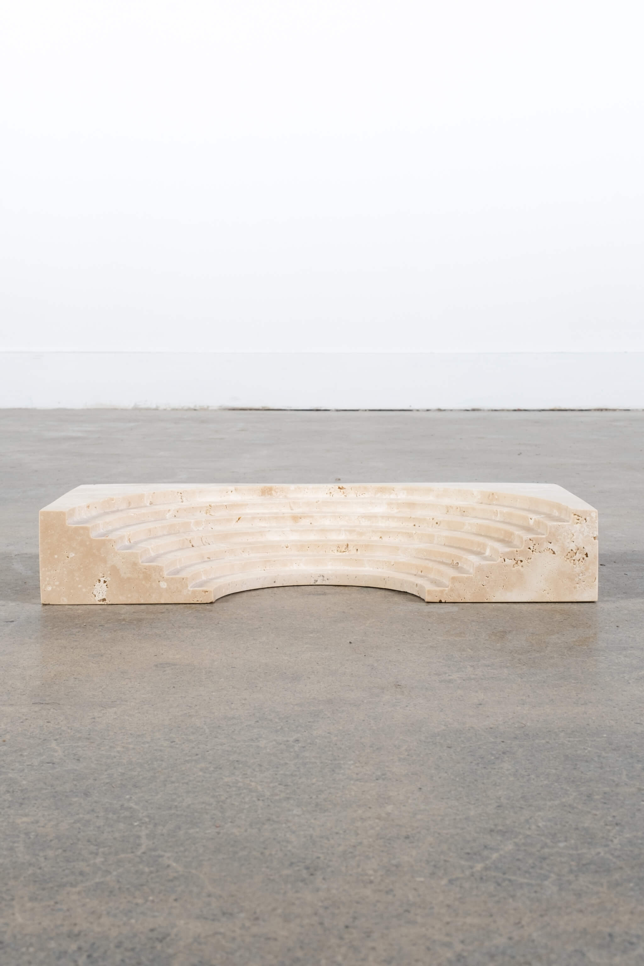 Arched Decoration in Travertine, Wide
