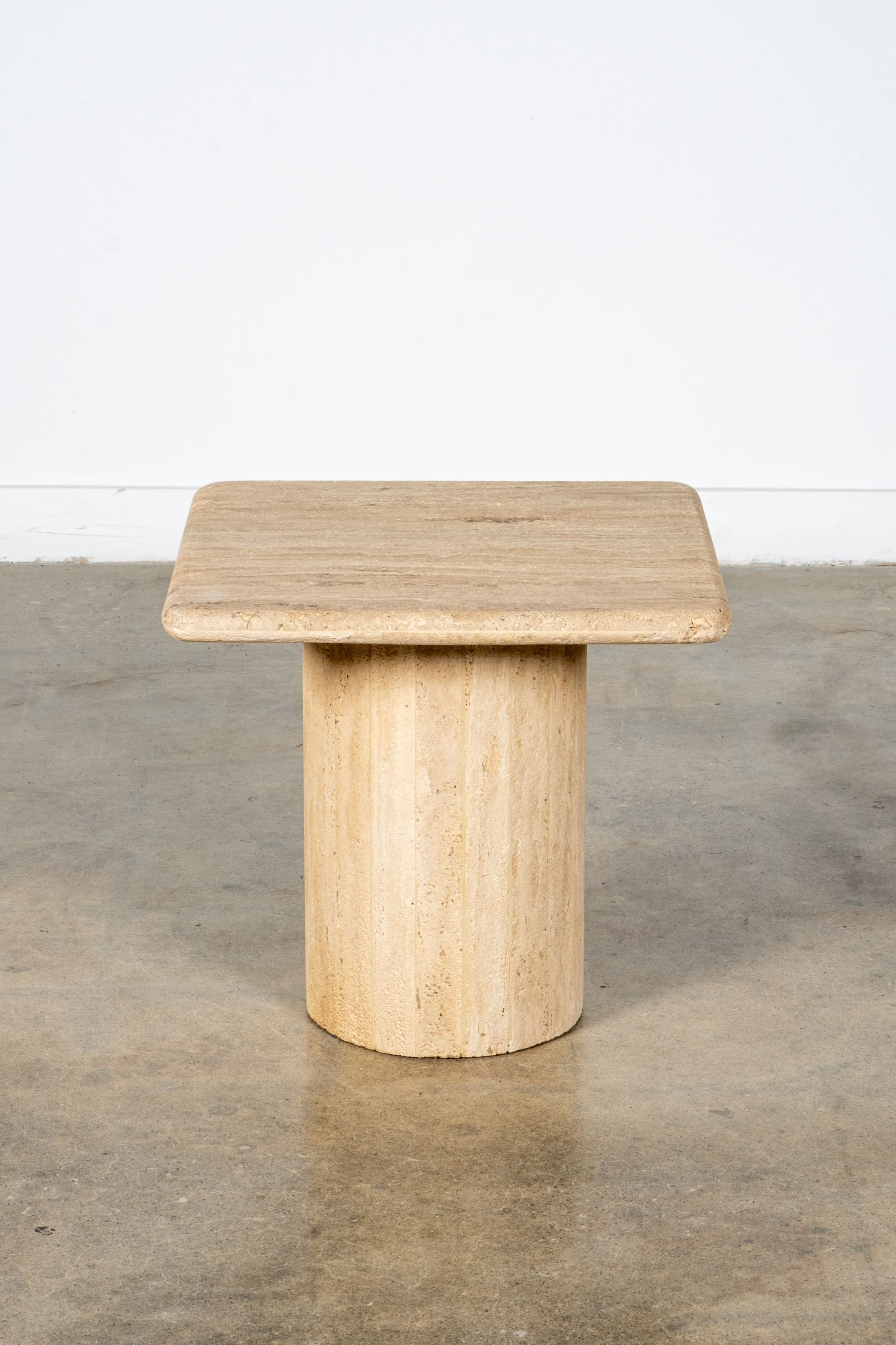 BEGA side table, Medium