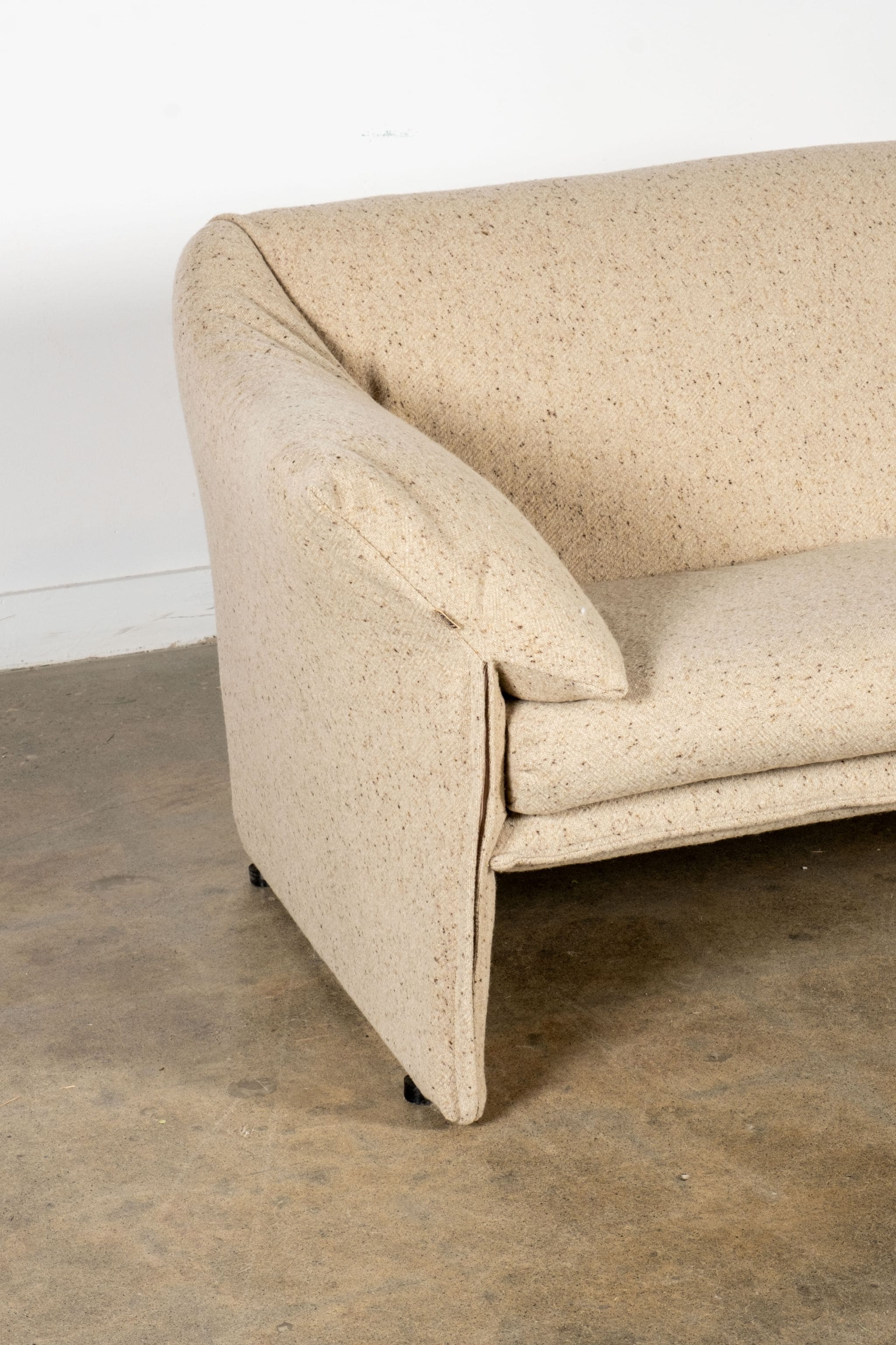 Le Stelle' Loveseat