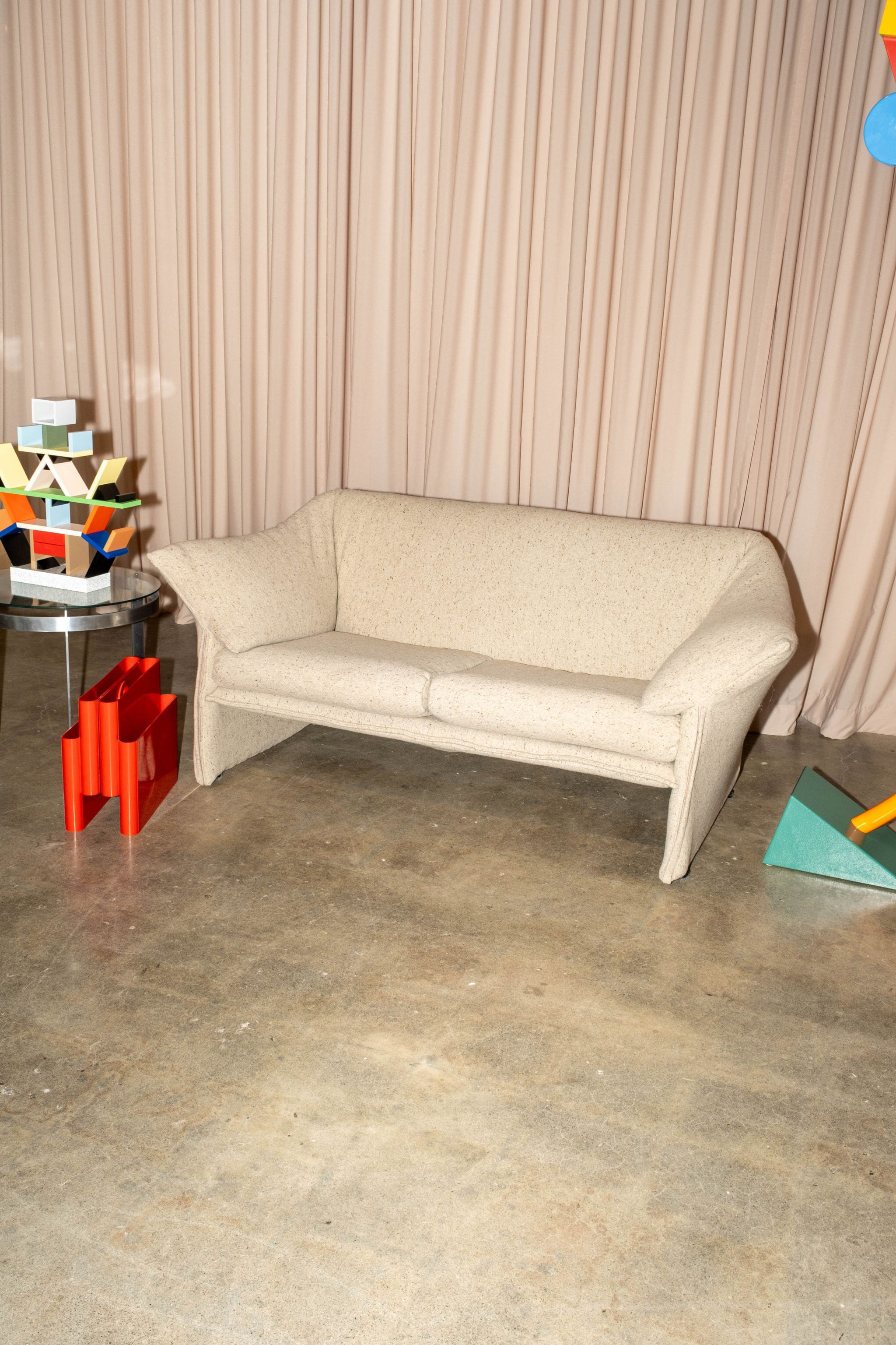 Le Stelle' Loveseat