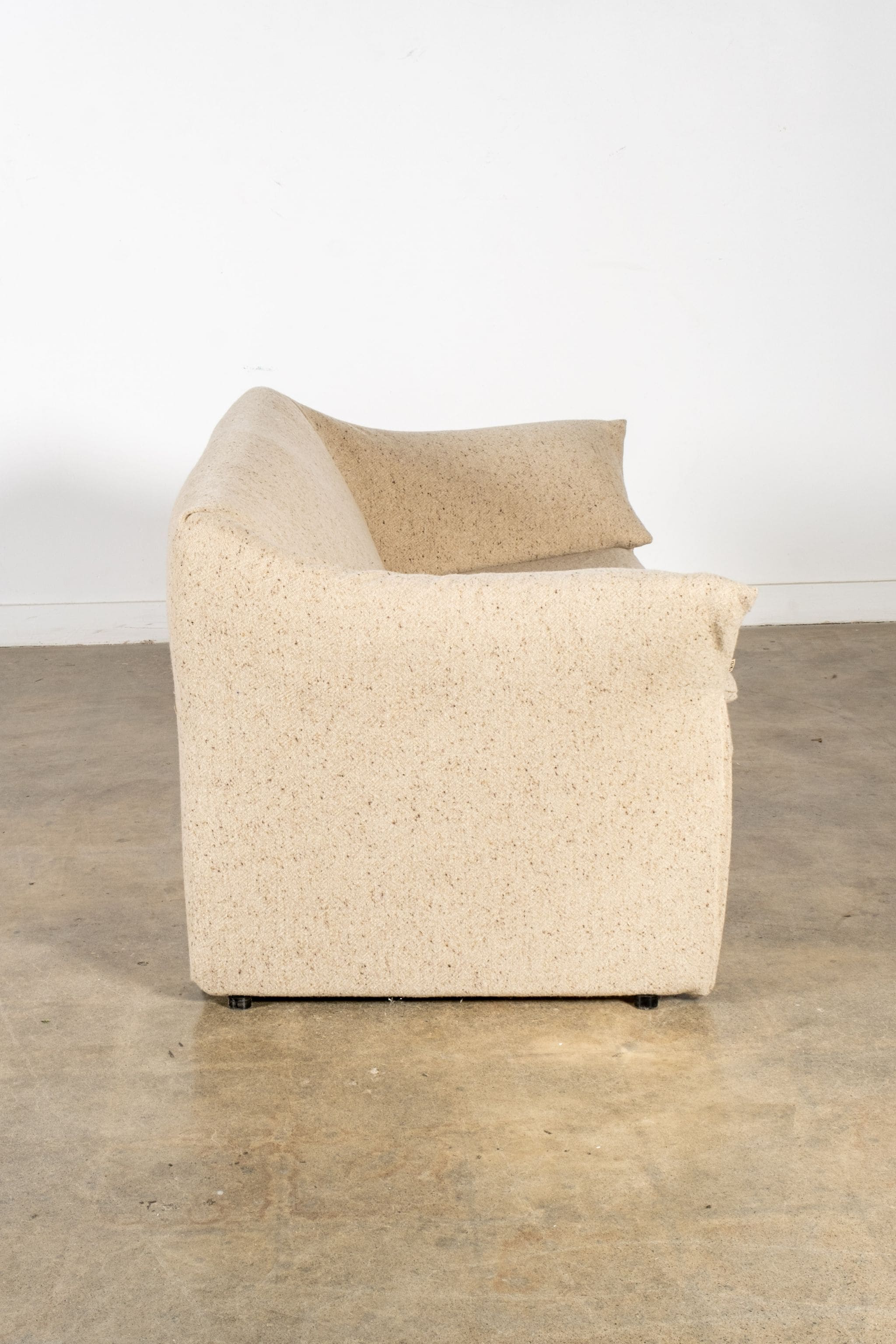 Le Stelle' Loveseat