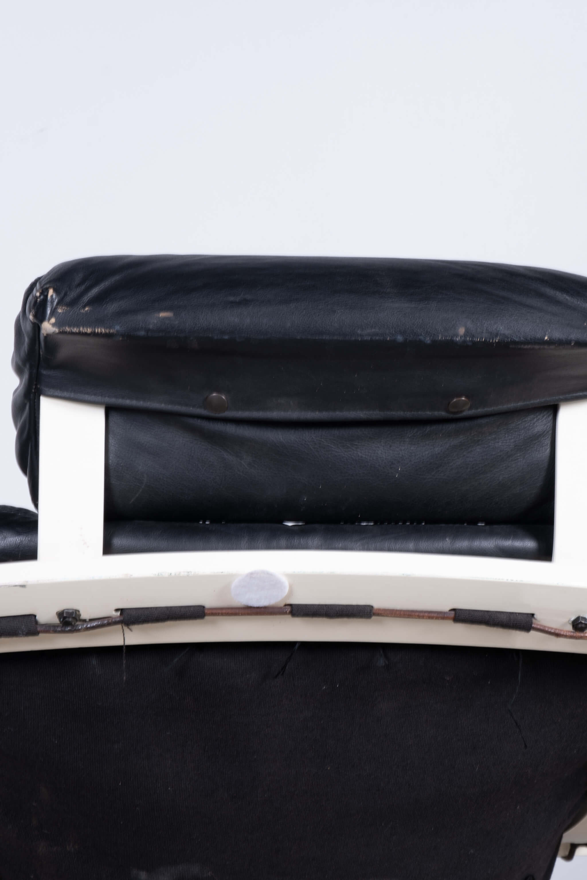 Kroken' Black Leather Lounge Chair