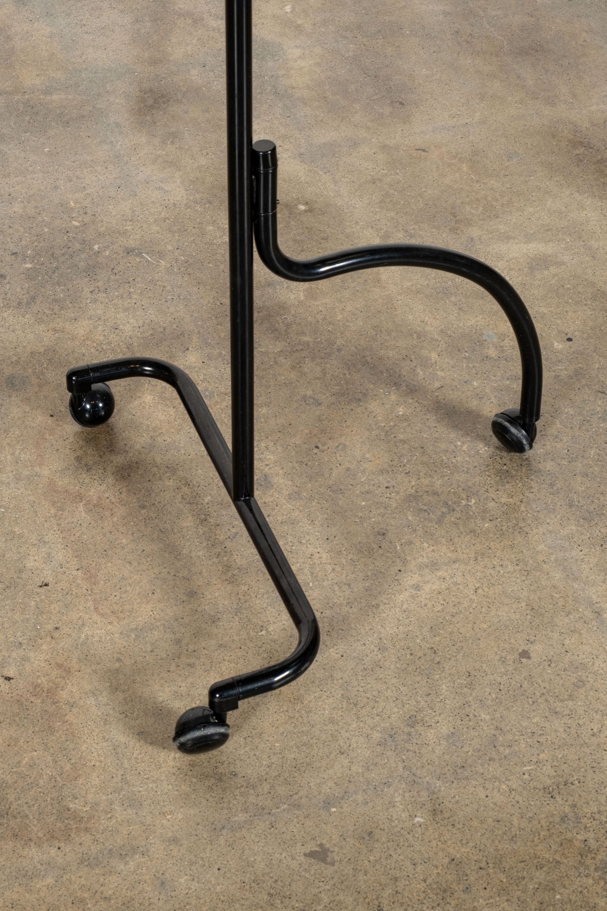 Servomuto' Standing Valet Stand