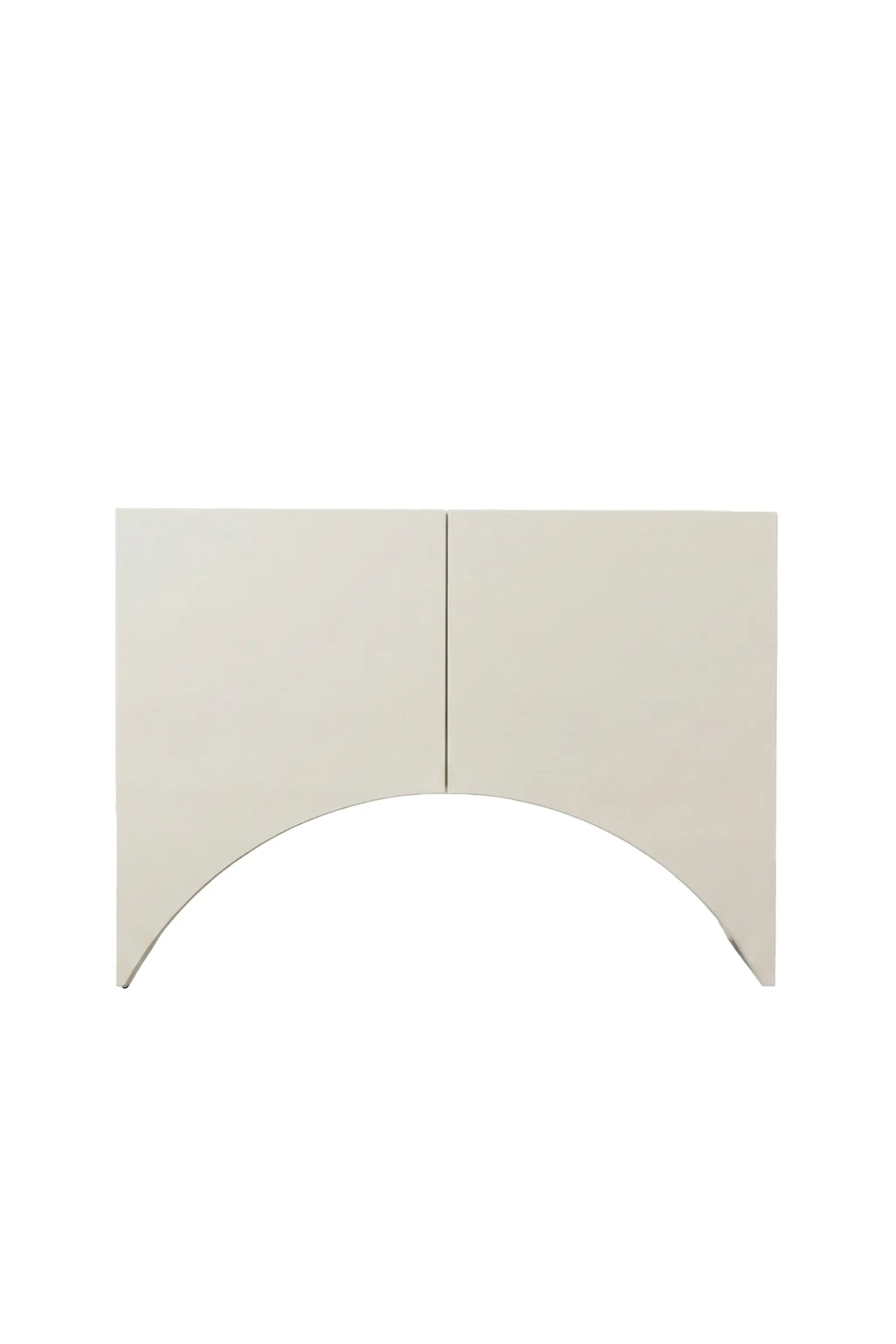 Bridges Cabinet, Arch