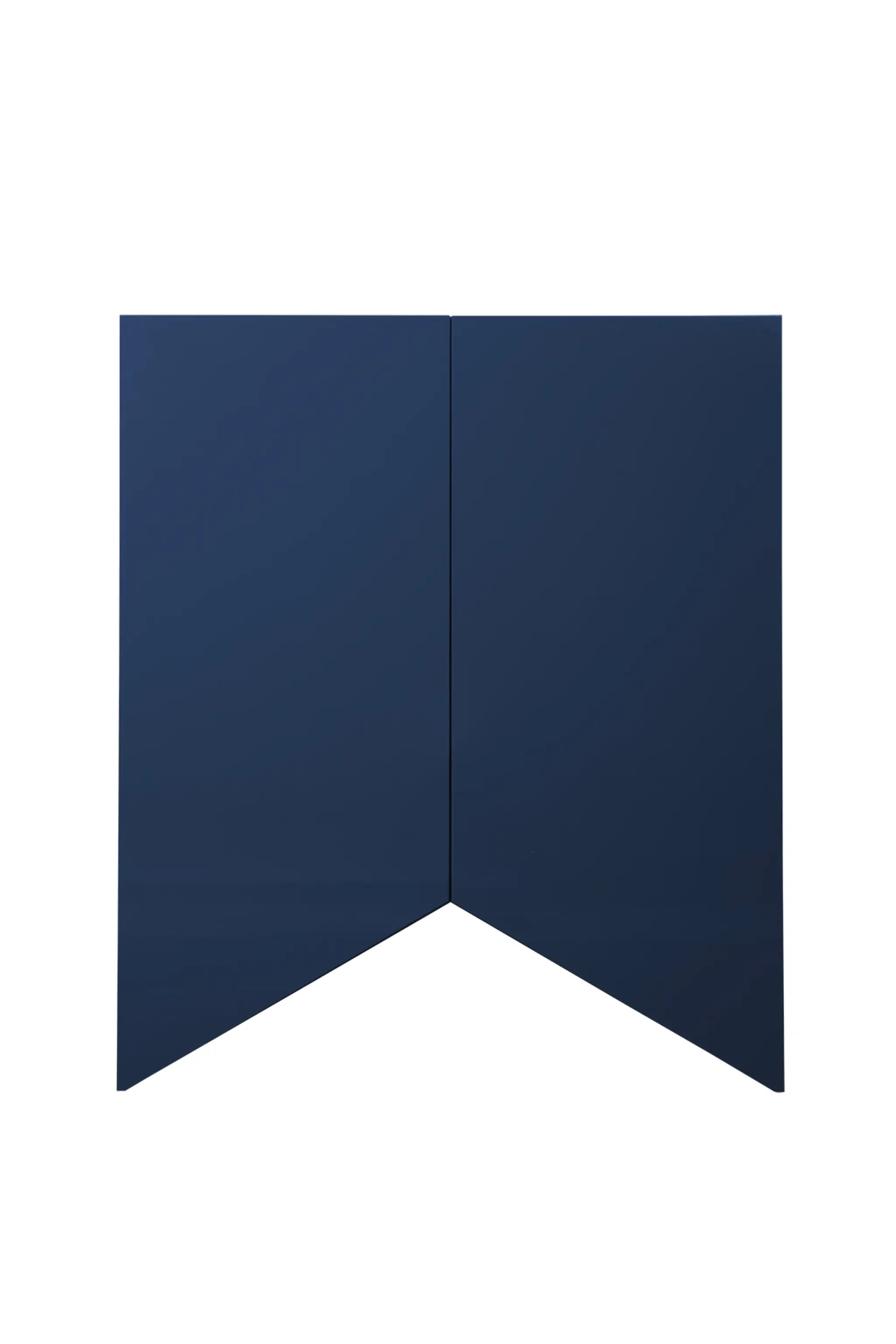Bridges Cabinet, Triangle