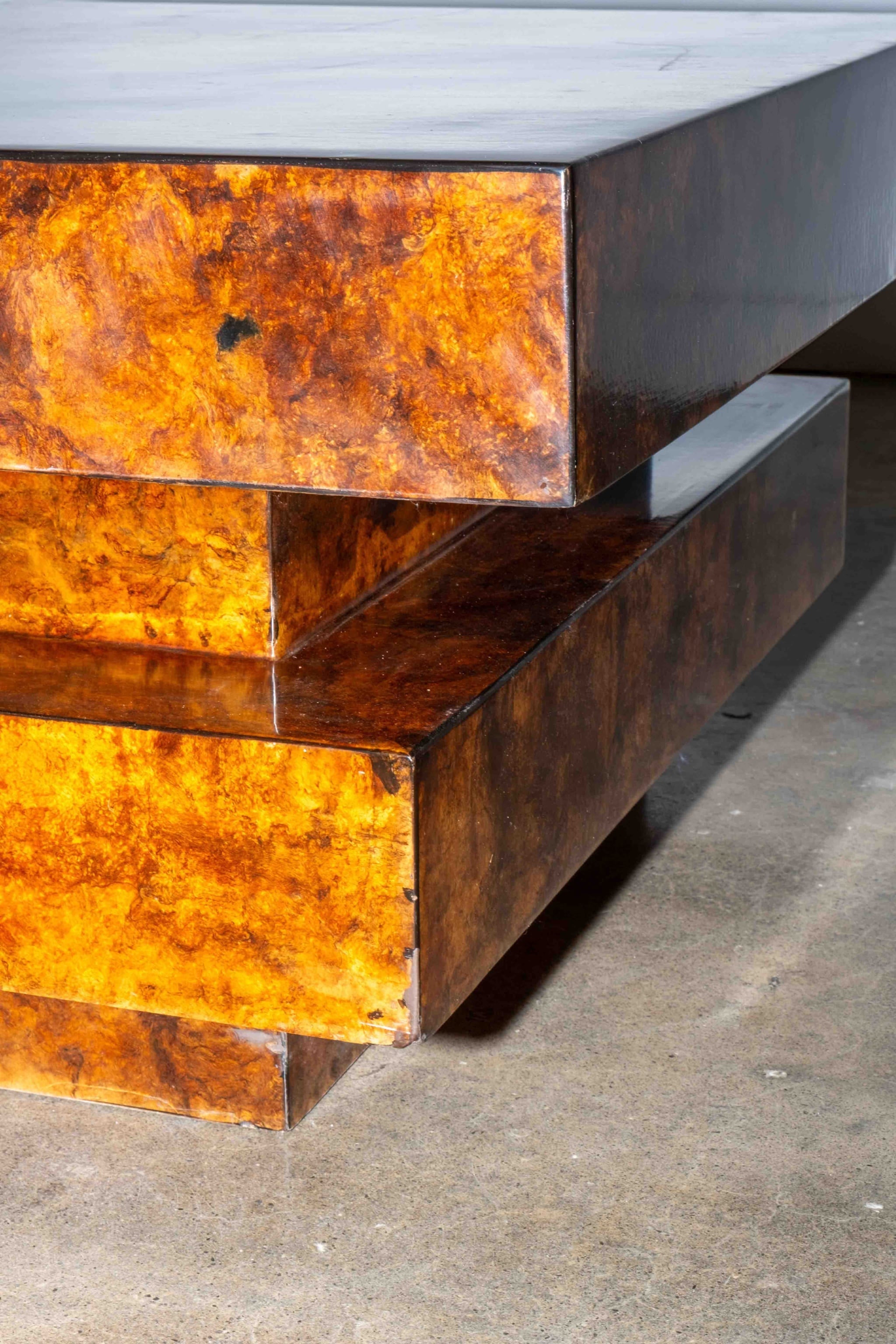 Burl Wood Coffee Table in the style of Aldo Tura