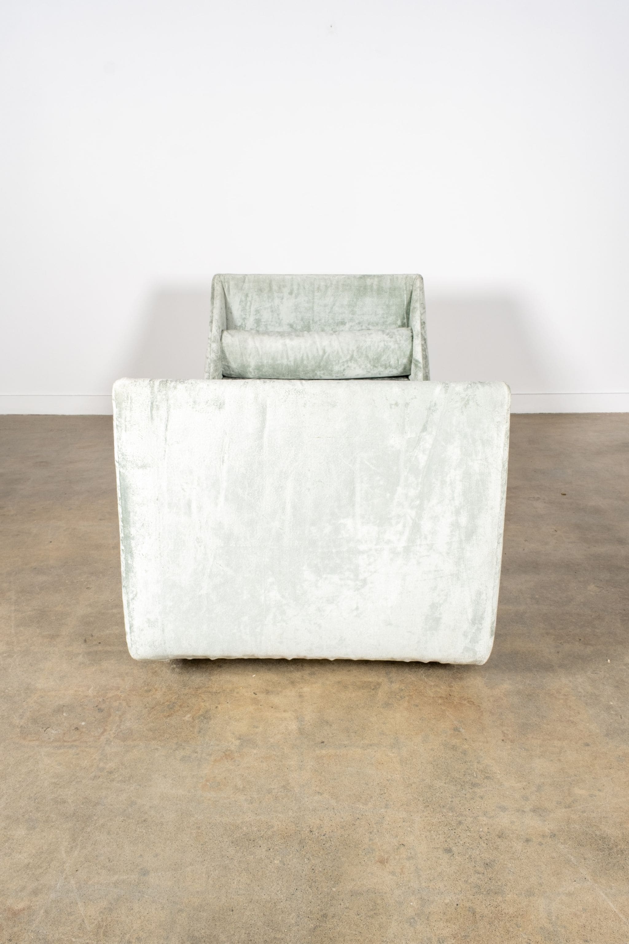 1950s Crushed Velvet Day Bed