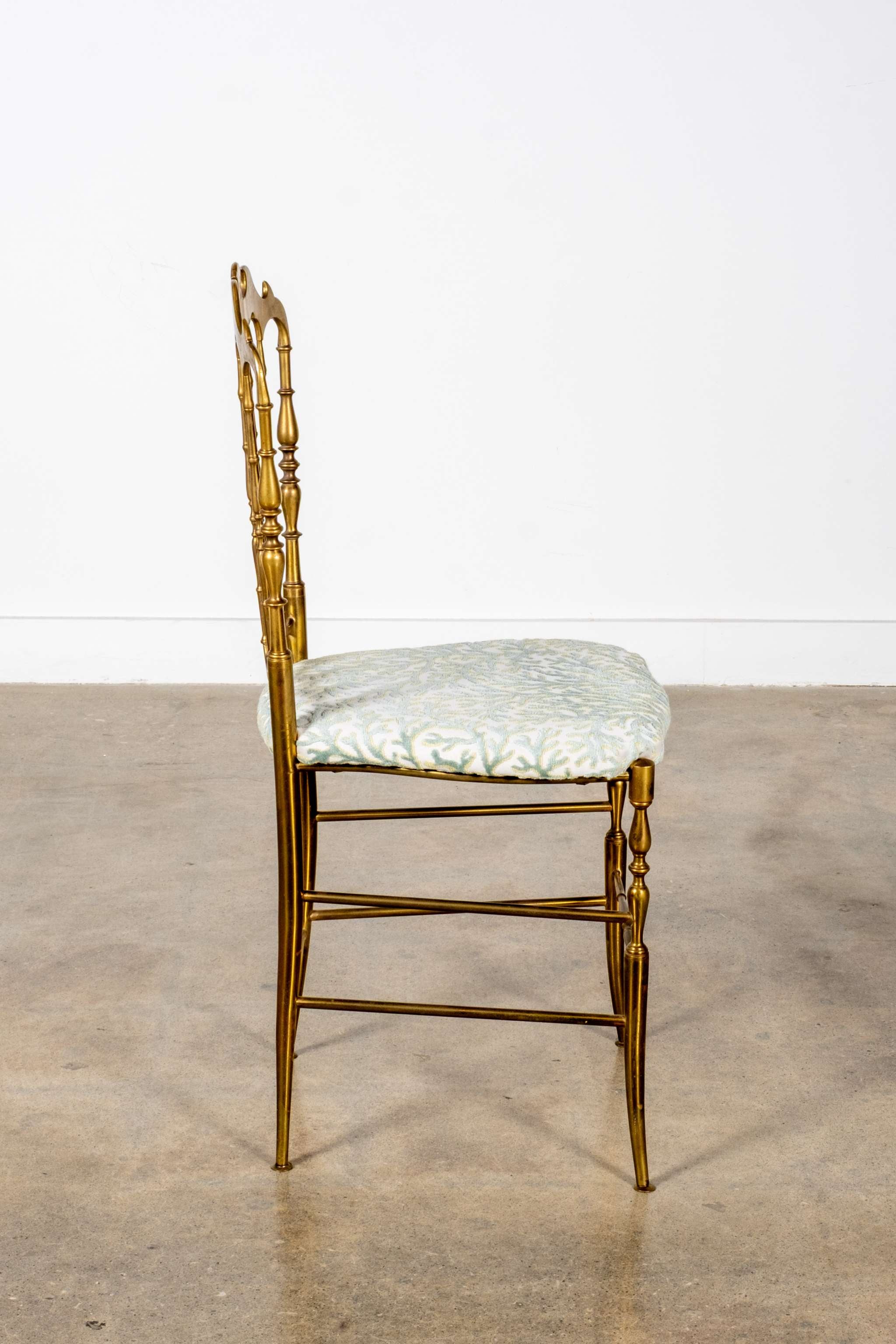 Bat Chiavarina Chair