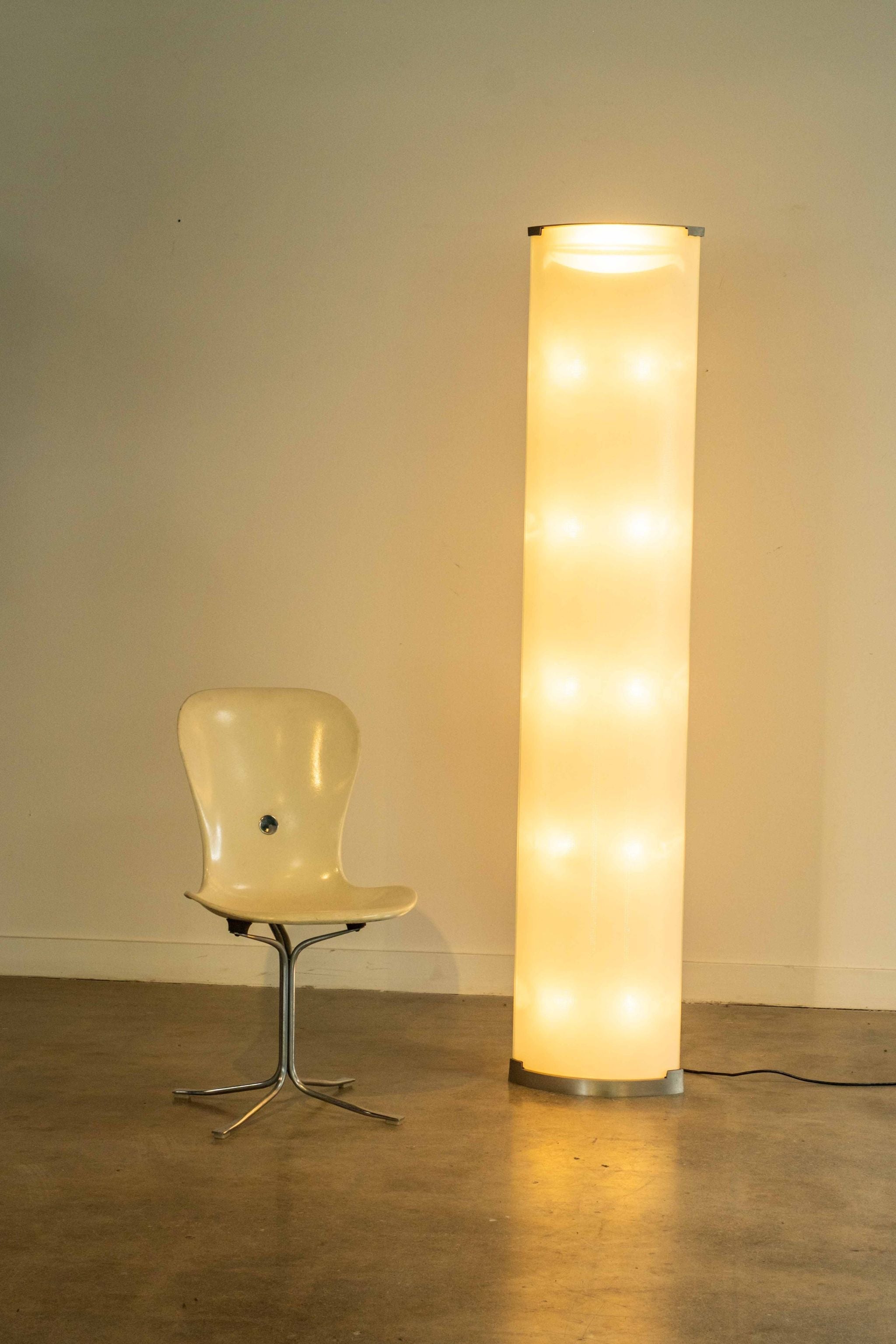 "Pirellone" Floor Lamp