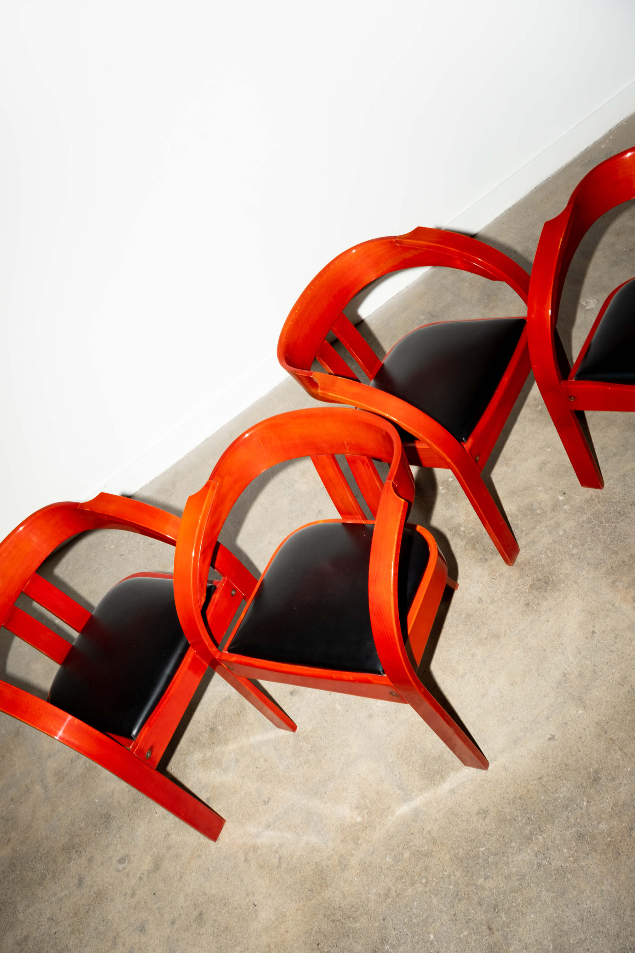 Elisa' Armchair