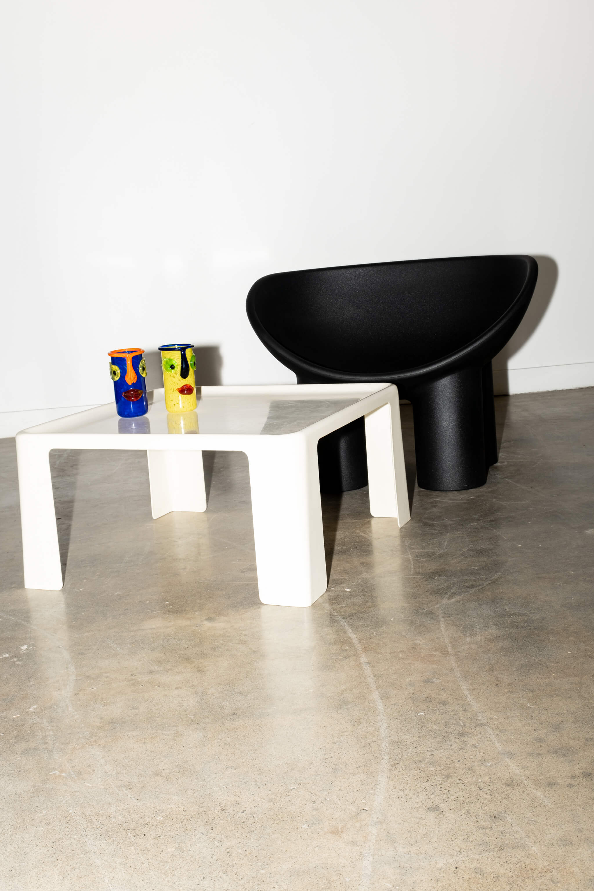 Amanta Side Table