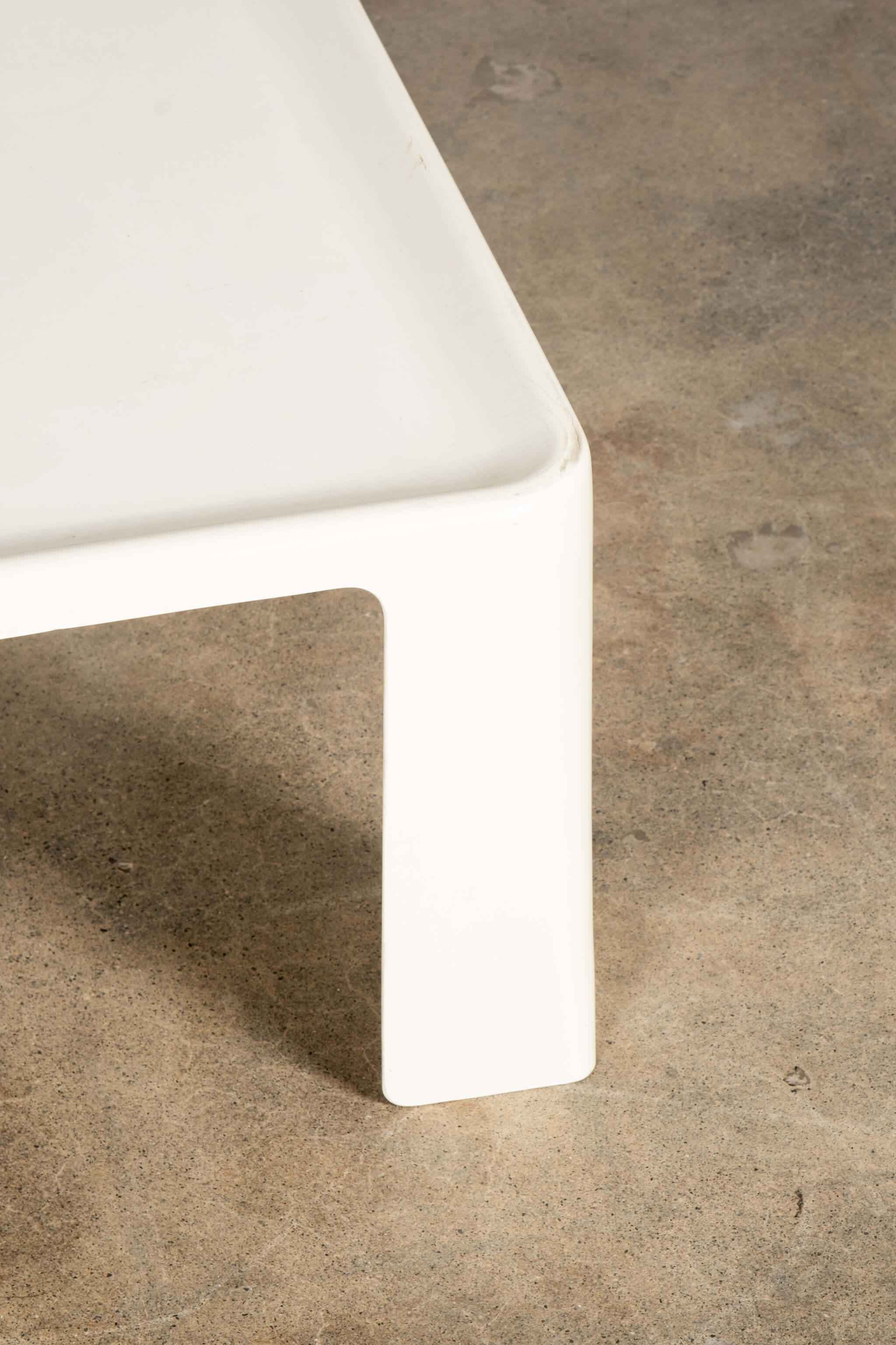 Amanta Side Table