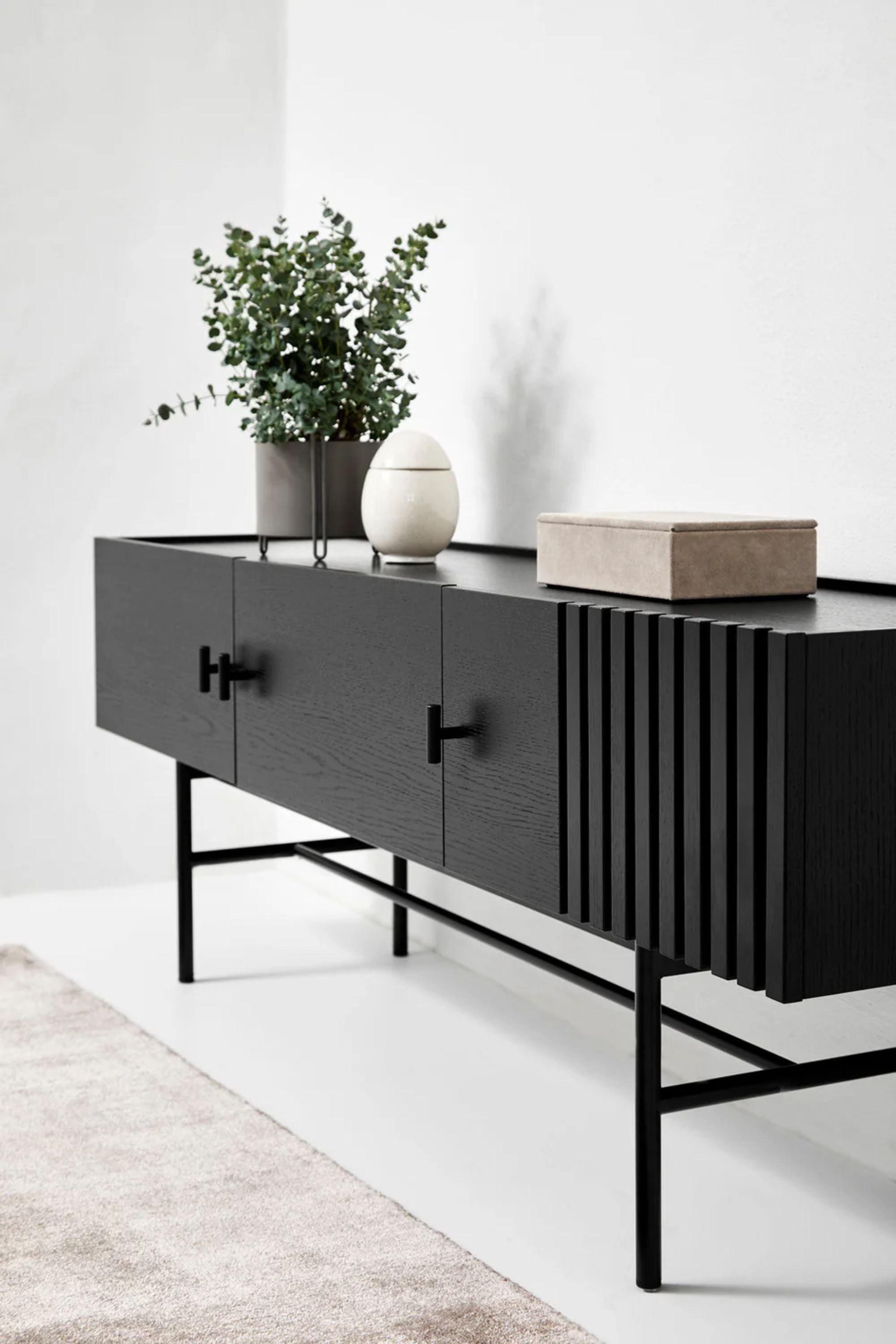 ARRAY Low Sideboard (Leg Frame)