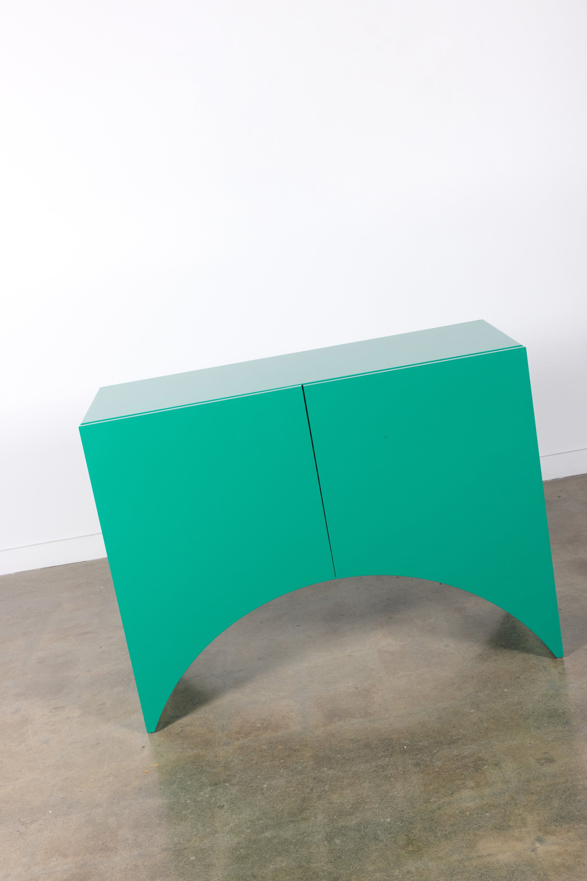 Bridges Cabinet, Arch