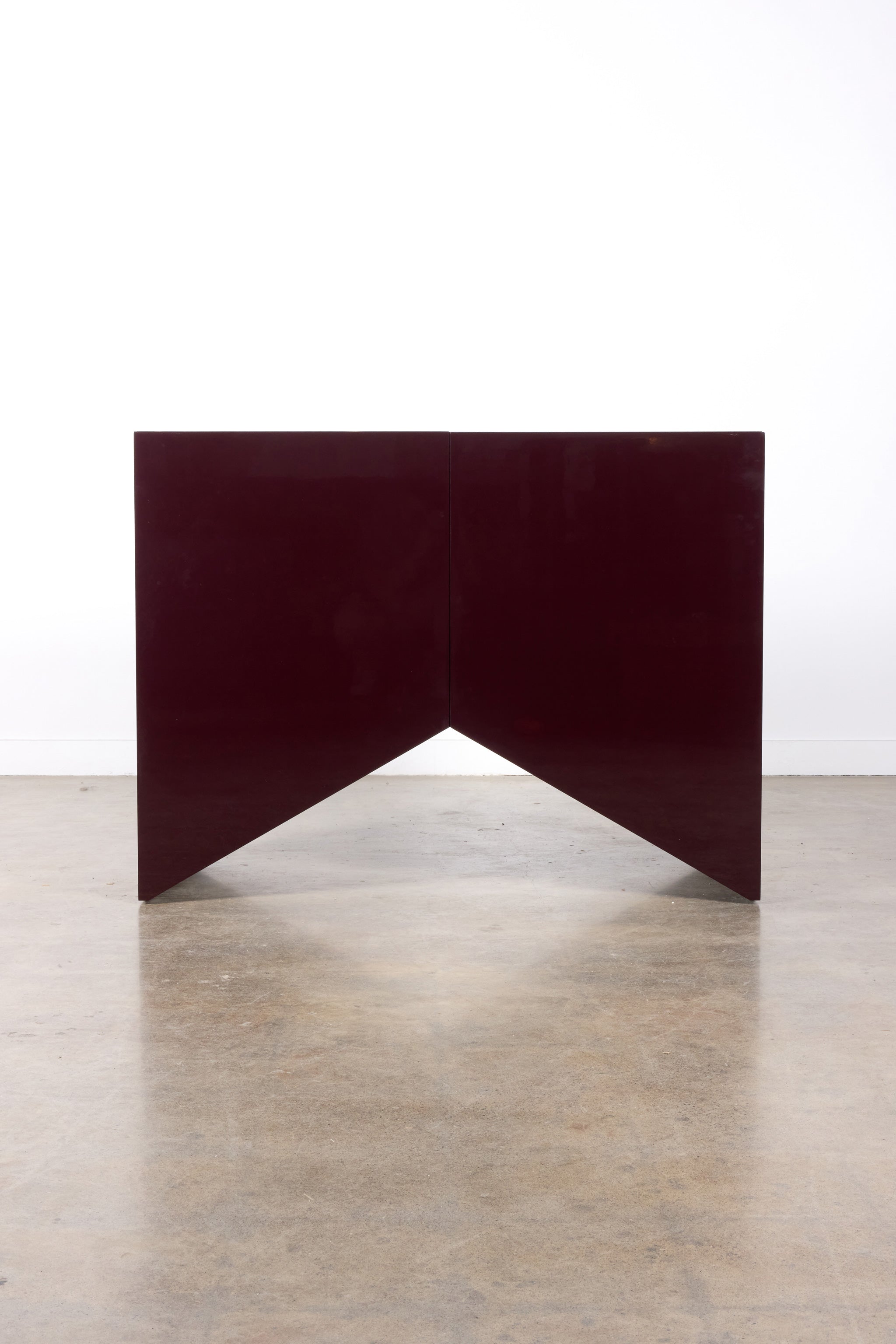 Bridges Cabinet, Triangle