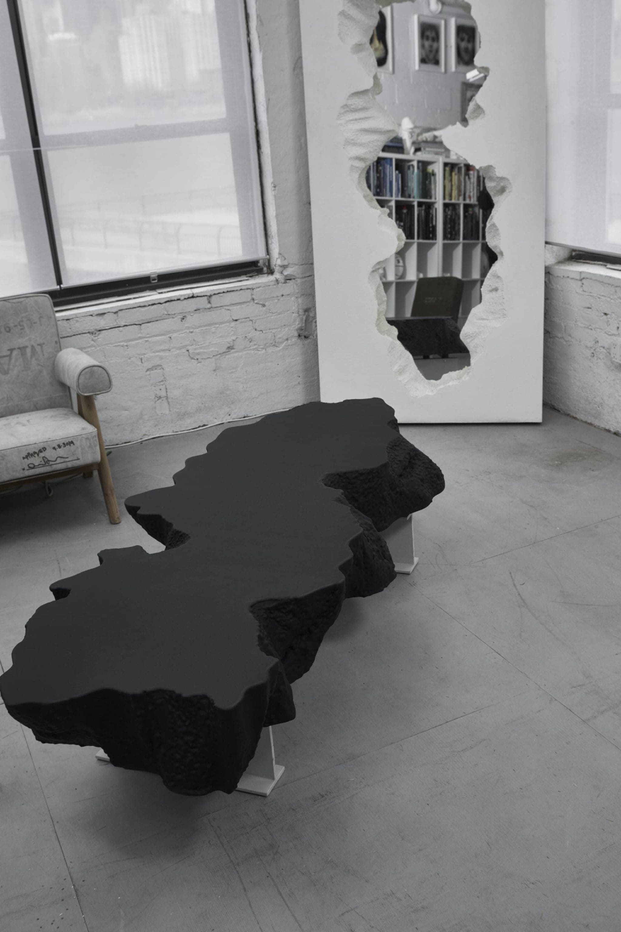 BROKEN BENCH