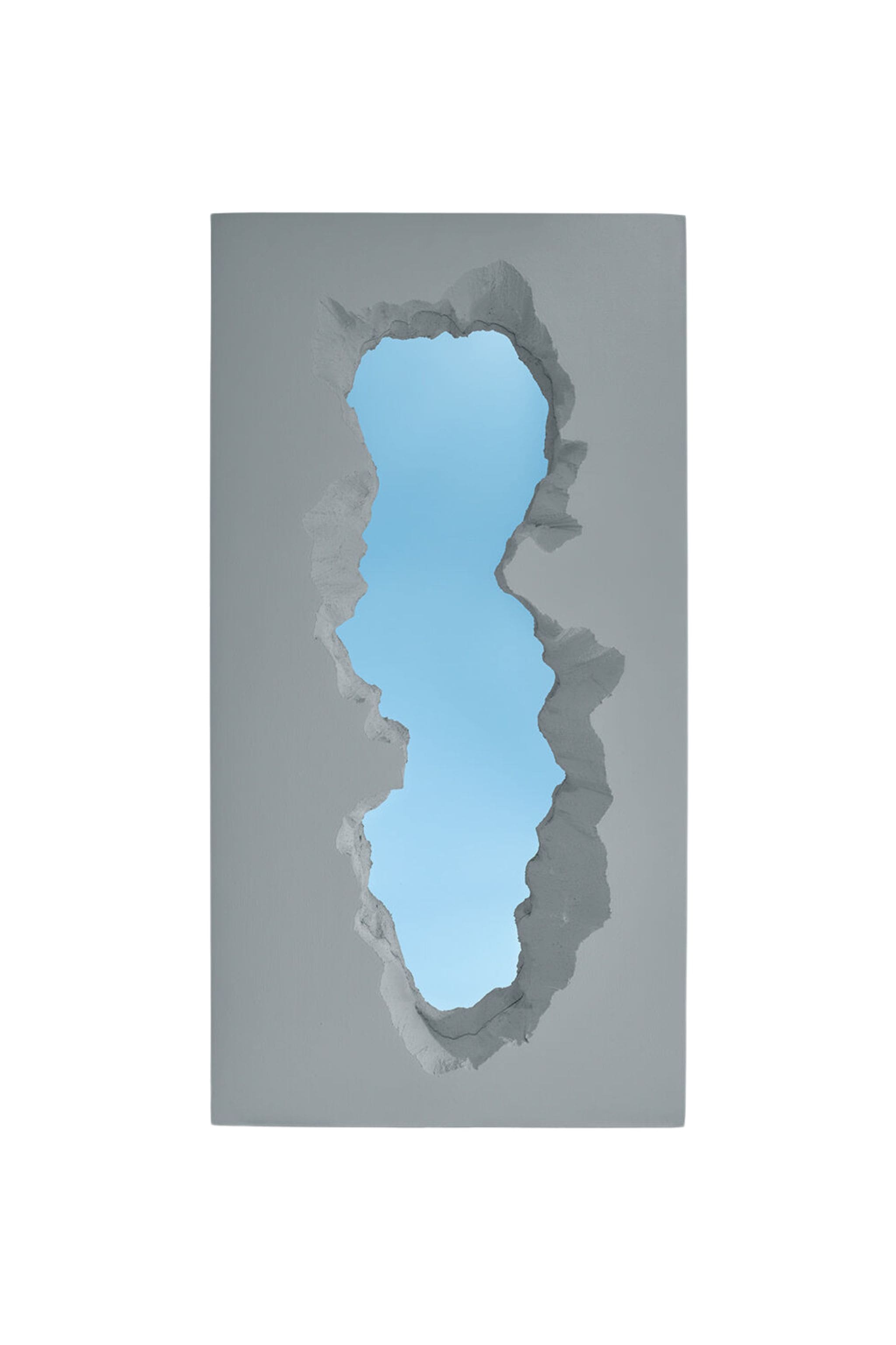 BROKEN MIRROR