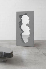 BROKEN MIRROR