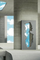 BROKEN MIRROR