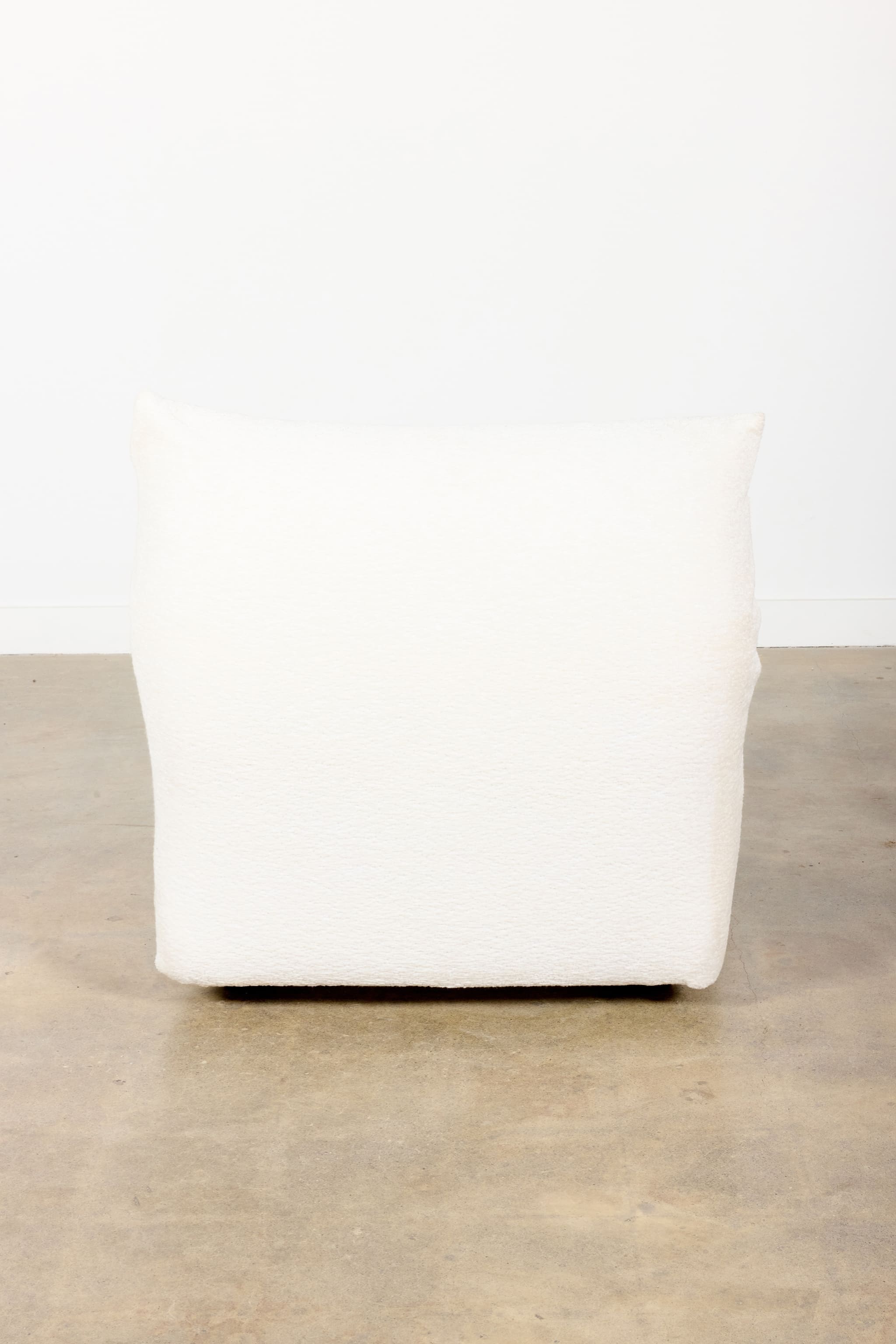 "Standard" Armless Lounge Chair